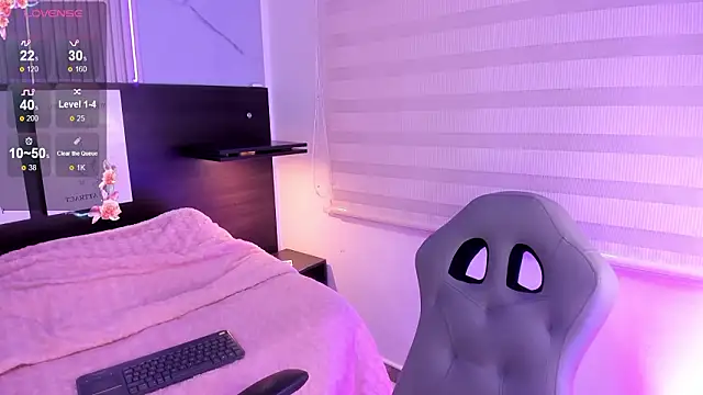 Violet_spencer's cam snapshot