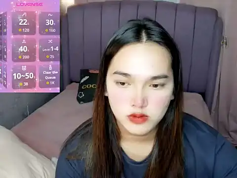 MoaningKylie live sex cam