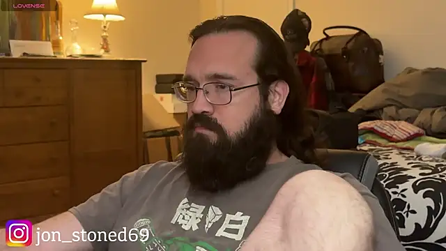 beardedfantasydaddy live sex cam