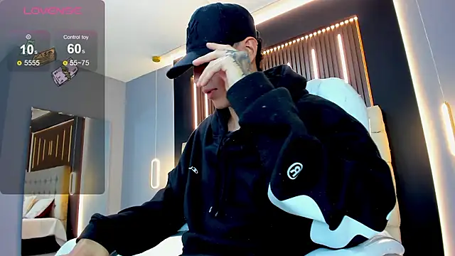 Lobo_17_ live sex cam