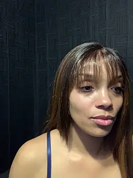 Rakiyahcharms live sex cam