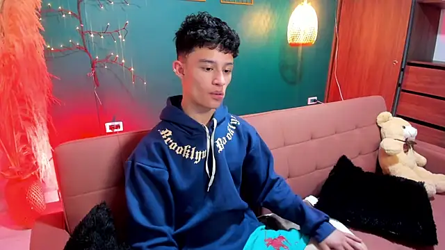 Patrick_Howland_'s cam snapshot