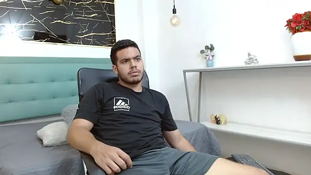 Trevor_Ash's cam snapshot