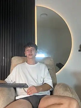 ARON_LUXX's cam snapshot