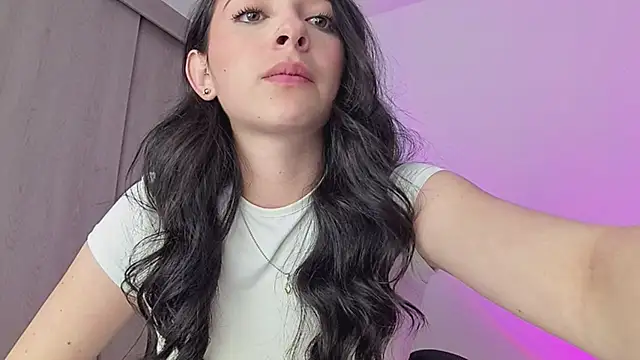 nia_morphy's cam snapshot