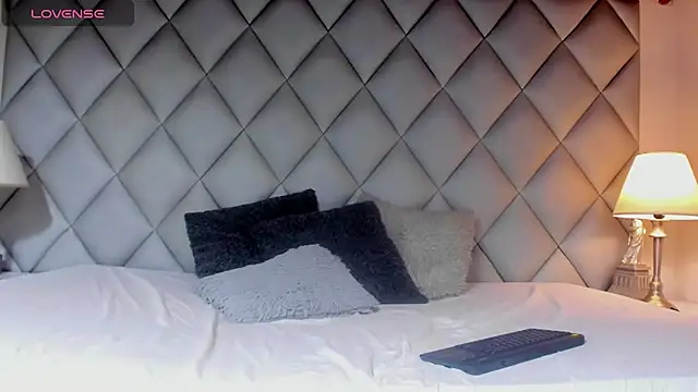 CloeCastillo's cam snapshot