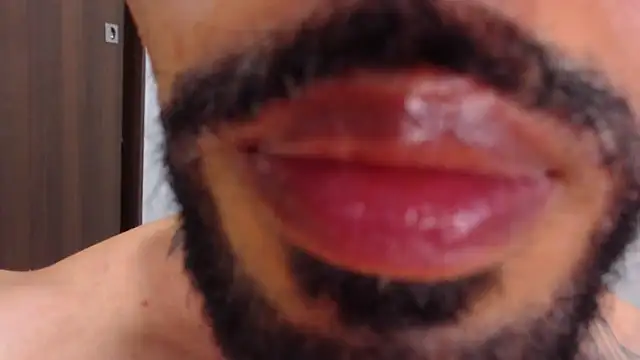 andrea_de_lucaa's cam snapshot