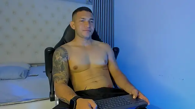 venedic_bull's cam snapshot