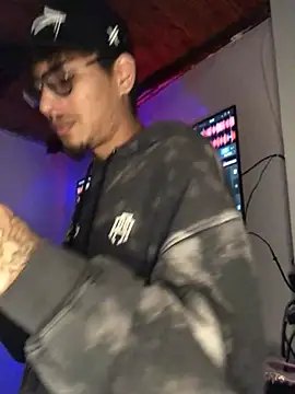 tian_doyt69's cam snapshot