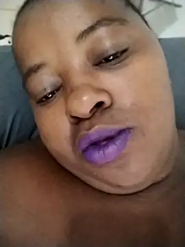 HotBootyBabe90 live sex cam