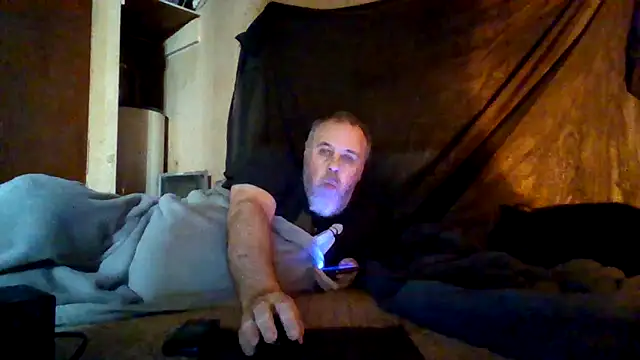 reddragon66's cam snapshot