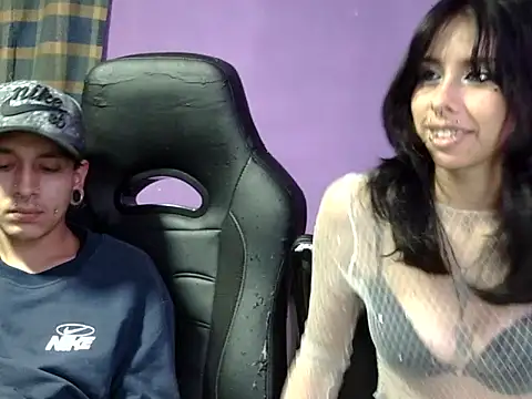 Redd_Wolves live sex cam