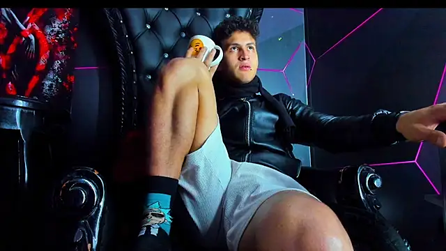 Ethan_Waalker live sex cam