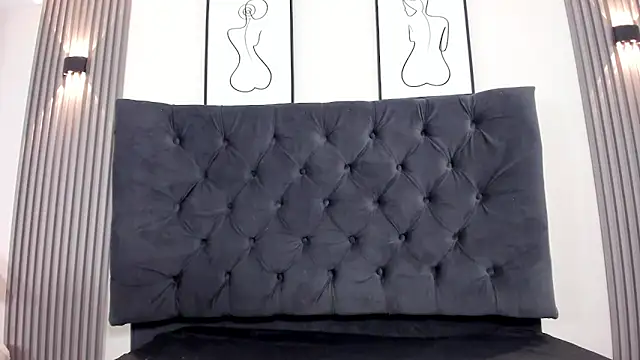 lucyhanson's cam snapshot