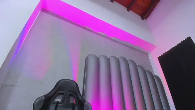 _Leohot_ live sex cam