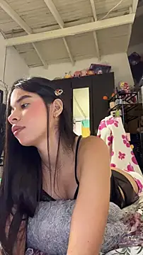 Milleradhara24 live sex cam