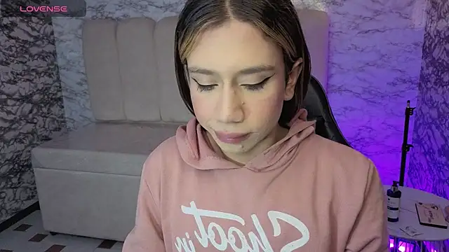 Evy_Luxx_v live sex cam