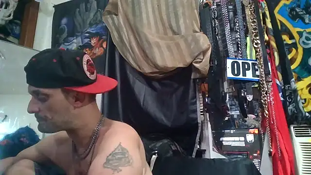 slinginbigD's cam snapshot