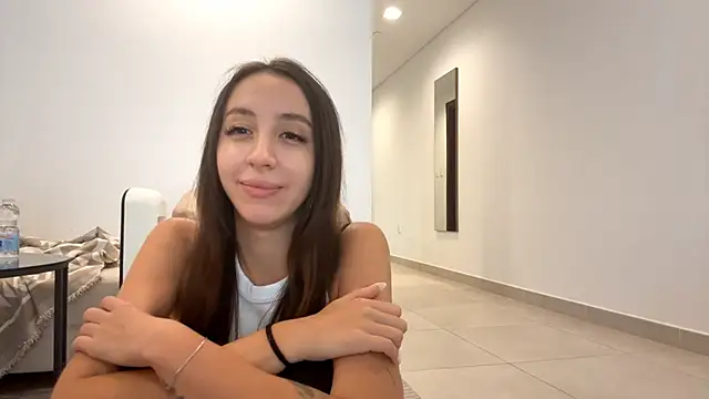 LuellaHalifax's cam snapshot