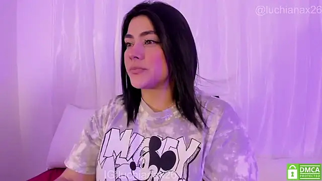 lucy26_'s cam snapshot