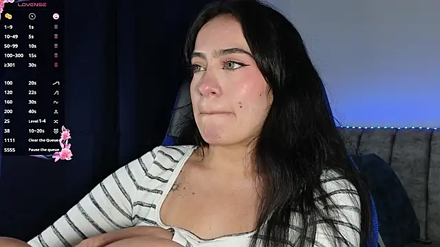 ZaraDames_'s cam snapshot