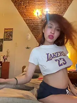 ZoeBella1308's cam snapshot