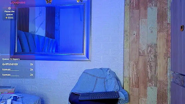 angel__red_'s cam snapshot