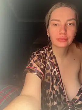 Evananse's cam snapshot