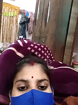 Maahi-Queen live sex cam