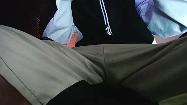 zacwatson_'s cam snapshot