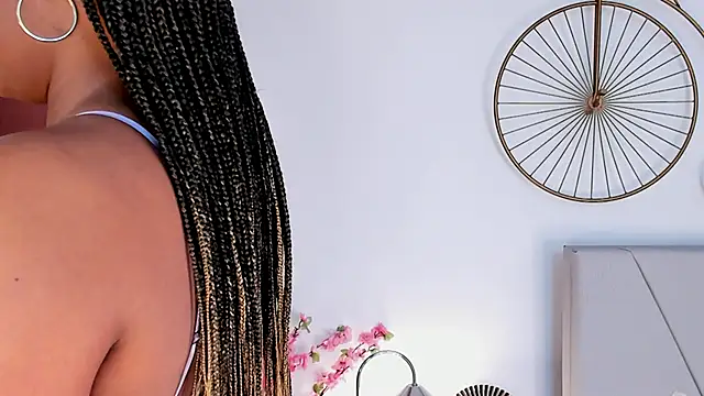 Makena_gh's cam snapshot