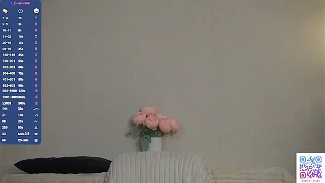 KiraAbling live sex cam