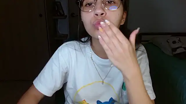 mia__lopez_'s cam snapshot