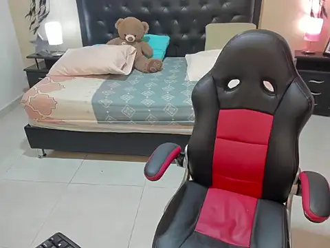 Mia_Lover_'s cam snapshot