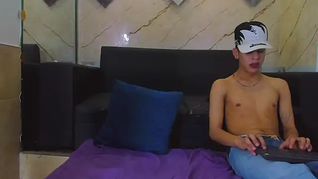 Golden_princess live sex cam