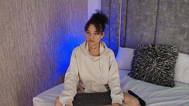 KatherineGomez's cam snapshot