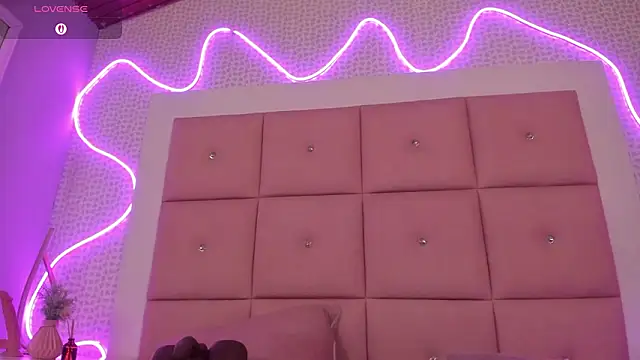 CAYLINCOLLINS's cam snapshot