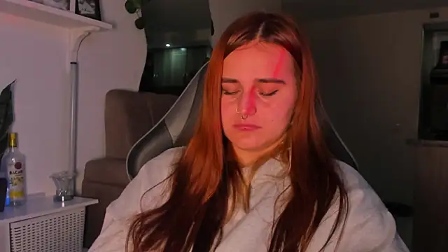 evy_orange1's cam snapshot