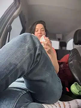 MeekyRich's cam snapshot