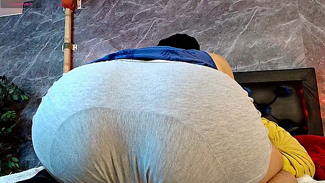 ApoloCruz live sex cam