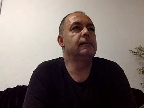 futbolin94's cam snapshot