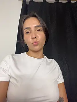 Scarlett05 live sex cam