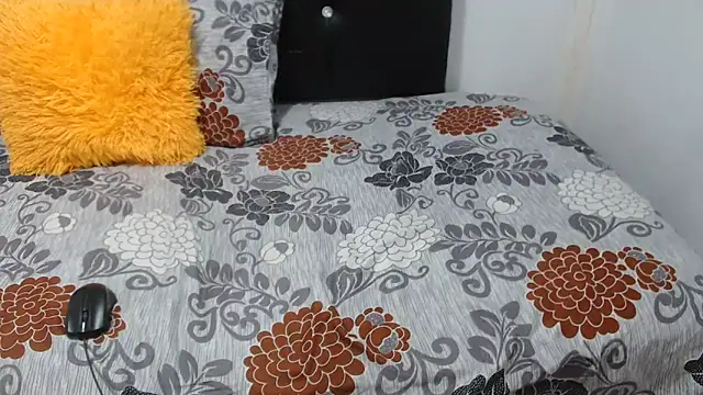 Embaahp's cam snapshot