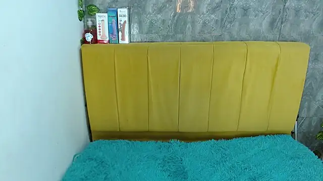 alunnaclarkcm live sex cam