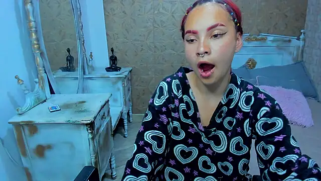 Megane_whitte's cam snapshot