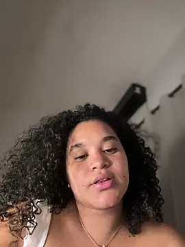 Lucy_wilson5 live sex cam