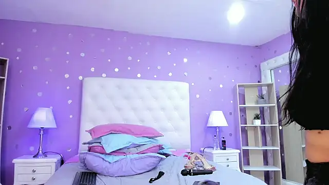 scarlette_15_'s cam snapshot