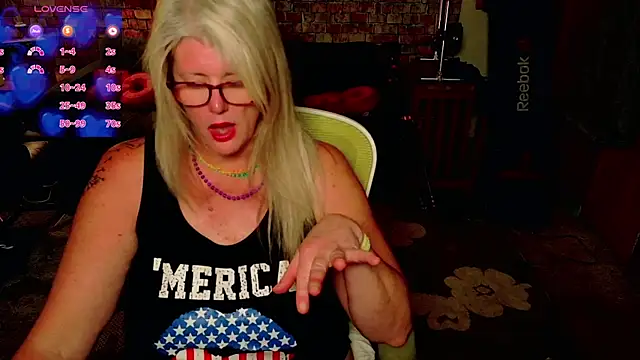 AliceHarlot's cam snapshot