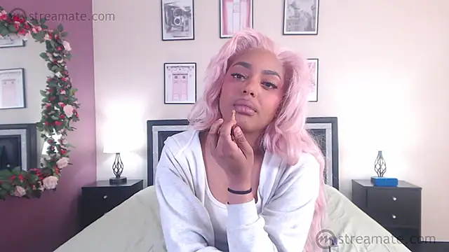 RobynKnight's cam snapshot