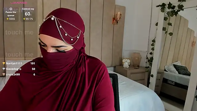 _naylaa_'s cam snapshot